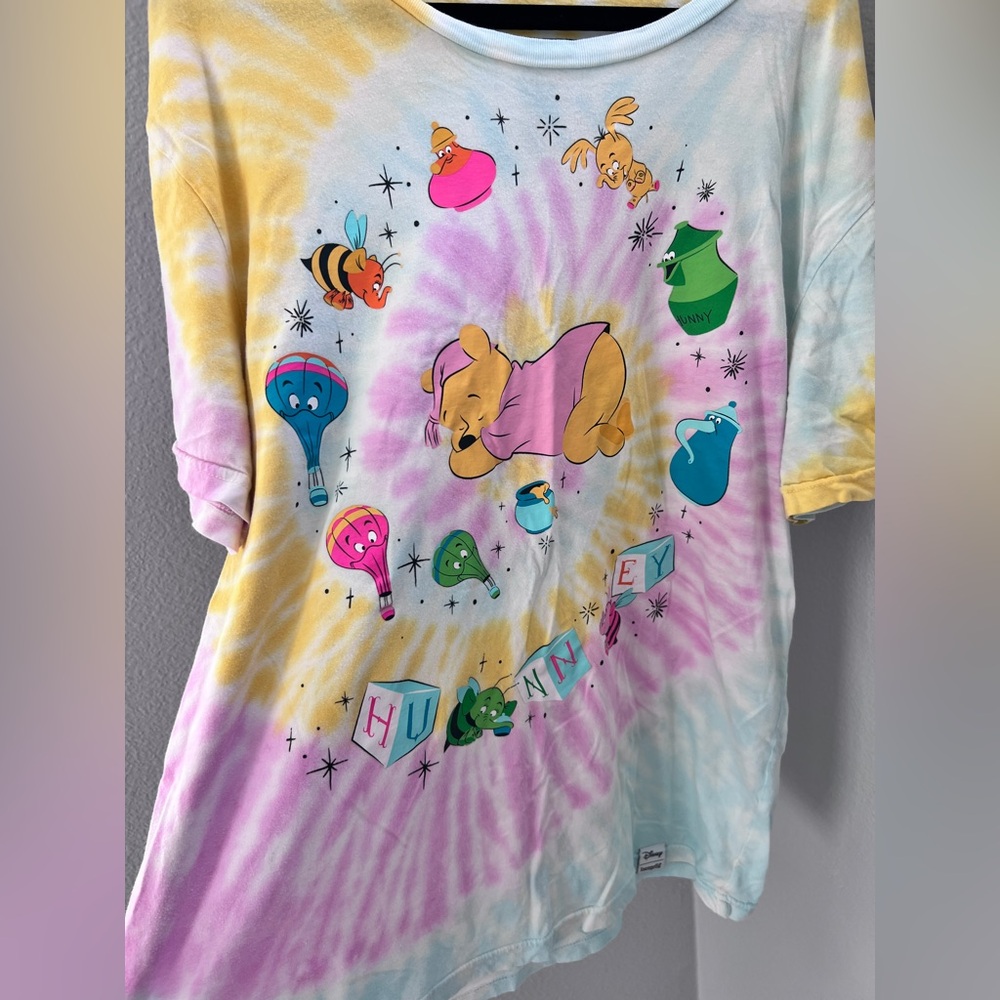 Loungefly Winnie the Pooh Pastel Short Sleeve Tee